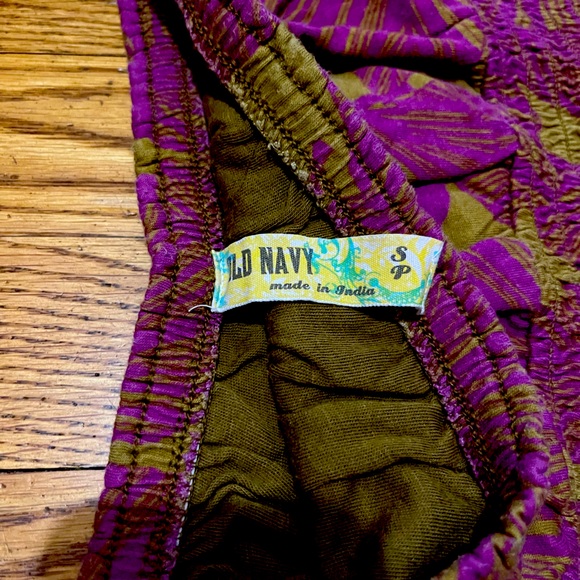 3/$25 Old Navy tube top. Size small - Picture 3 of 3